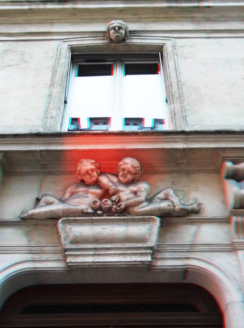 haussmann_paris_architecture_caryatid_caryatide_monument_building_napoleon_balcon_mascaron_balcony